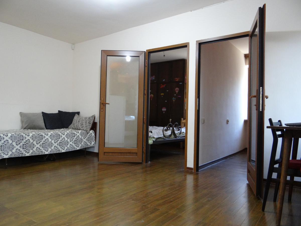 Dilijan Apartments Buitenkant foto
